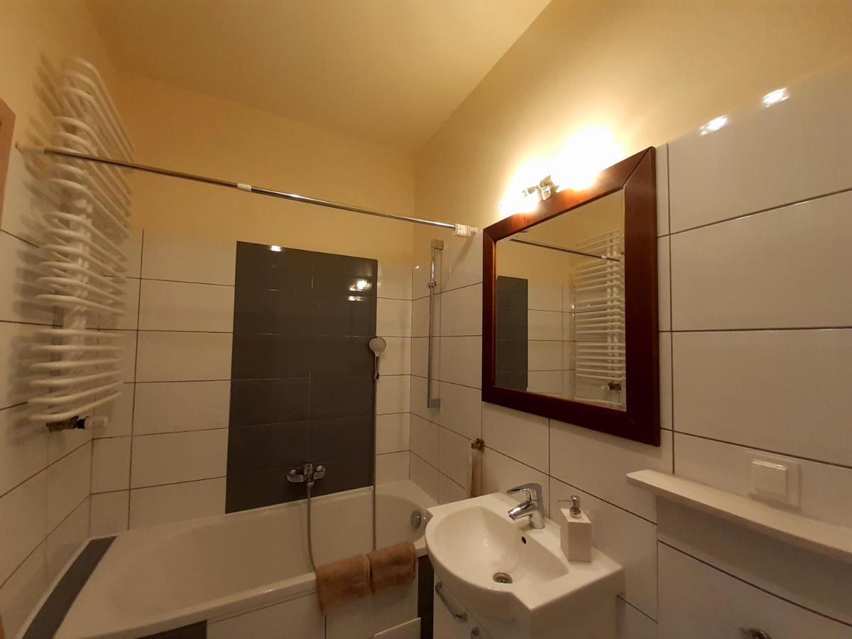 Green Wilanow Apartment With Free Parking 华沙 外观 照片